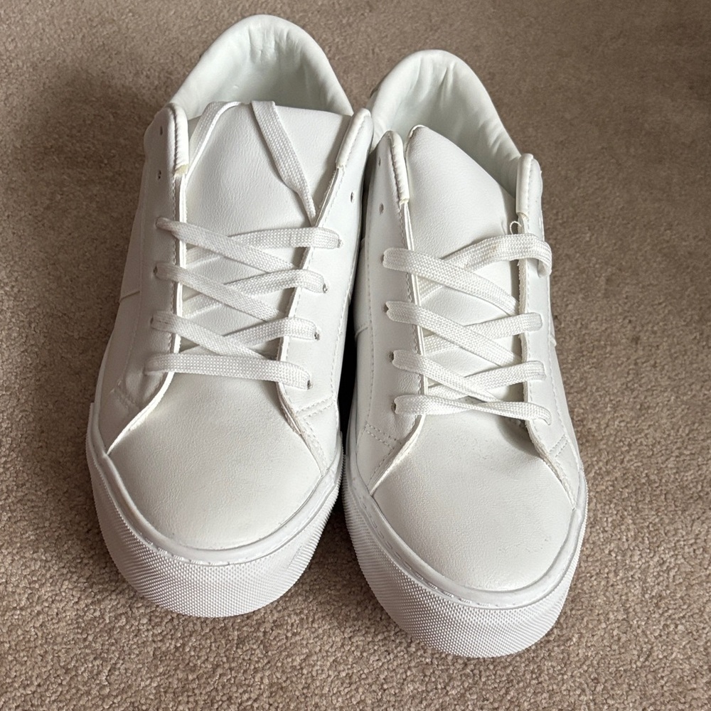 Unbranded white sneakers size 10.5 men’s